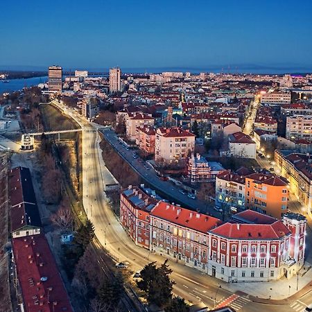 Old Town City Center Apartment Ruse Eksteriør billede